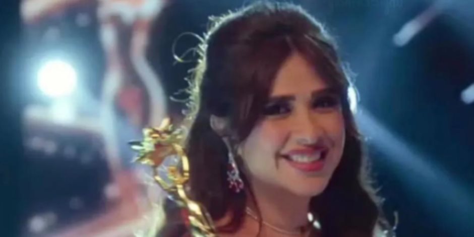 ياسمين عبد العزيز تتألق فى مسلسل وننسى اللى كان