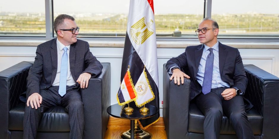 وزيرا التخطيط والاستثمار يبحثان تحديث آليات قياس الادخار القومي ورفع جودة البيانات الاقتصادية