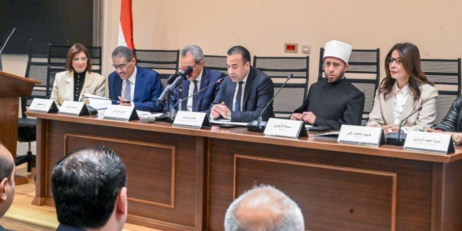 وزيرة الثقافة فى مجلس النواب: الوزراة تتبنى استراتيجية تقوم على “الفكر والحوار”