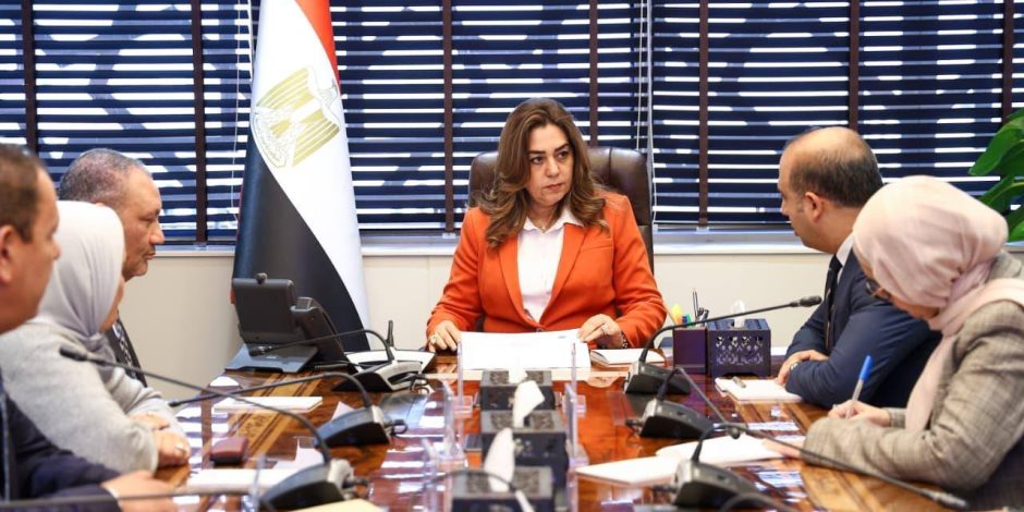 وزيرة التنمية المحلية والبيئة تبحث مع مجموعة "المانع القابضة" إنشاء مصنع لإنتاج الوقود الحيوي  (Biodiesel