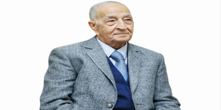 وفاة الإذاعى الكبير فهمي عمر عن عمر 98 عاماً