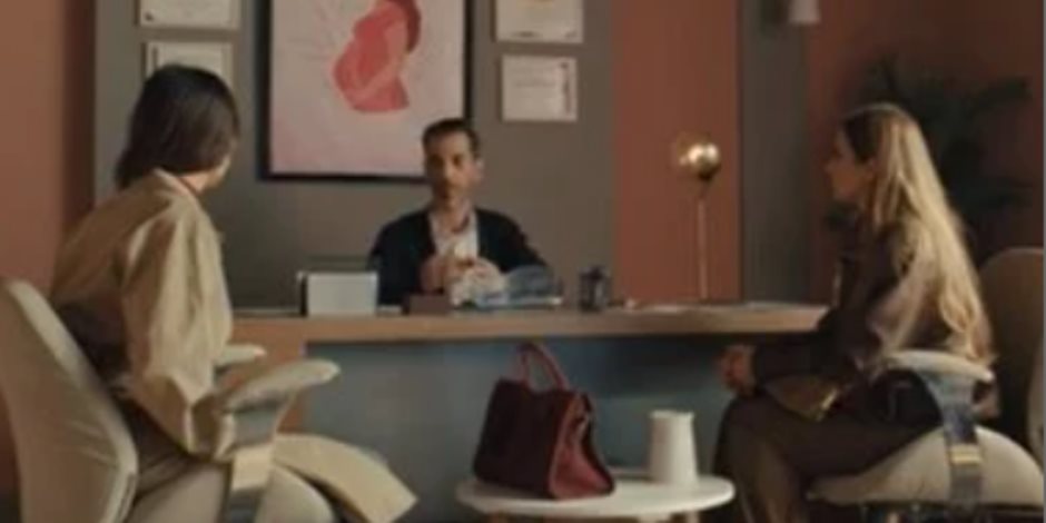 مسلسل على قد الحب الحلقة 8.. سارة ترفض إجراء عملية تجميد بويضات ومريم تطمئنها