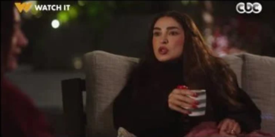 مسلسل حد أقصى الحلقة 8.. روجينا تحاول إقناع عميل بشراء فيلا من الشركة