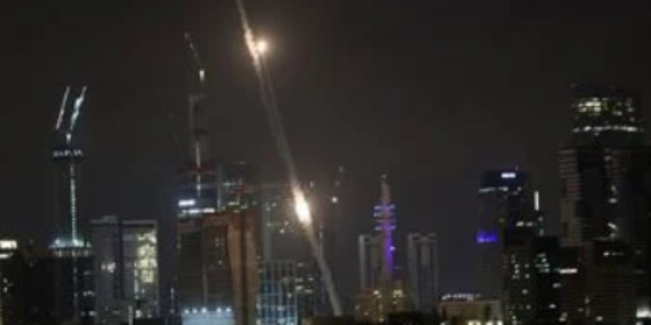 إيران: تدمير رادار في الإمارات وفرار حاملة طائرات أمريكية نحو المحيط الهندي