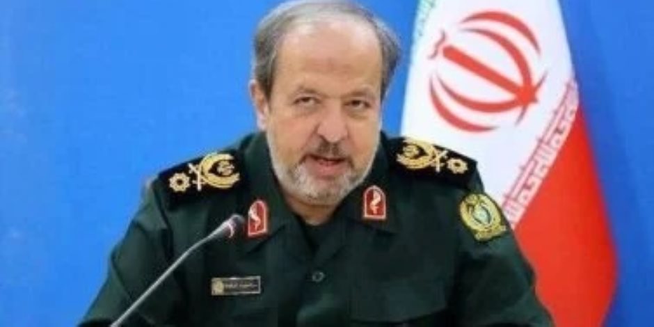 تعيين الضابط بالحرس الثورى مجيد ابن الرضا وزيرا للدفاع بالإنابة