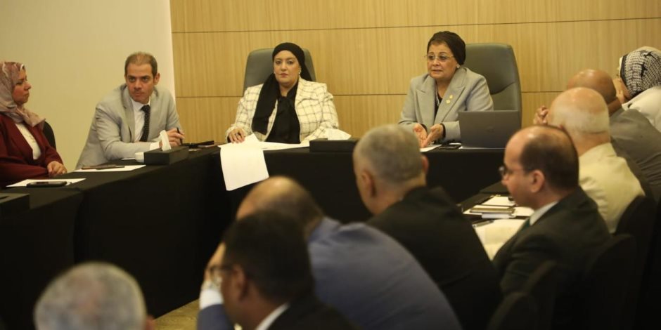 نائب وزير الصحة تعقد اجتماعًا موسعًا لمتابعة مؤشرات تنمية الأسرة ومستهدفات القضية السكانية 2025/2026
