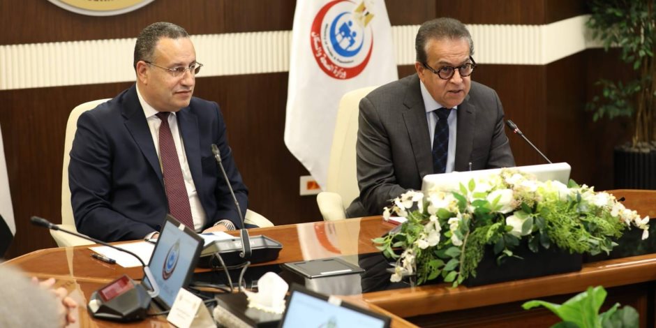 وزيرا الصحة والتعليم العالي يبحثان إدراج المستشفيات الجامعية في منظومة التأمين الصحي الشامل