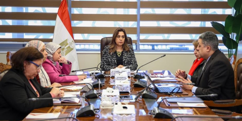 وزيرة التنمية المحلية والبيئة تتابع الموقف التنفيذي لمشروع الدعم الفني للوزارة بالتعاون مع برنامج الأمم المتحدة الإنمائي
