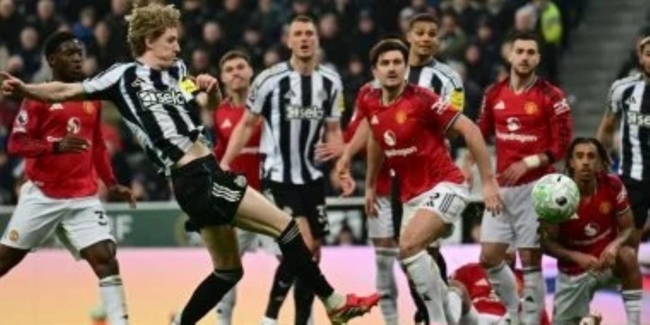 نيوكاسل يضرب مانشستر يونايتد 2-1 ويلحق أول خسارة بمايكل كاريك.. فيديو