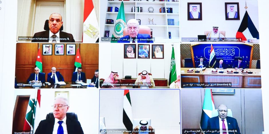 وزير الخارجية يحذر من خطورة الموقف وضرورة تجنب انزلاق المنطقة إلى الفوضى الشاملة