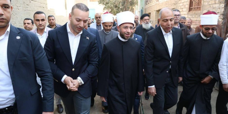 وزير الأوقاف ومحافظ المنيا يشهدان افتتاح مسجد الشيخ محمد دوداي ويتفقدان قوافل الخير ويشاركان في الفعاليات الرمضانية