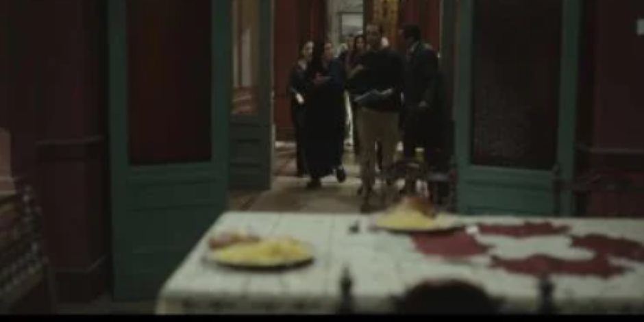 مسلسل أب ولكن الحلقة 4.. انهيار سلوي عثمان بعد حكم طردها من شقة ابنها أدهم