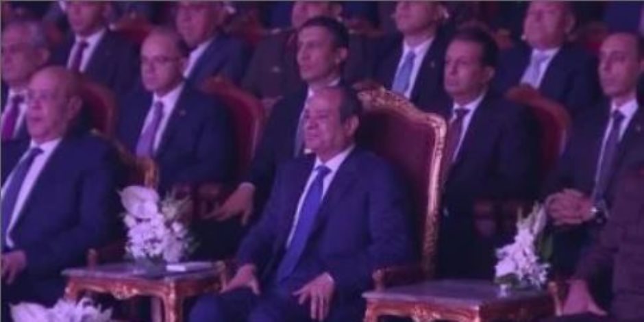 الرئيس السيسي يشاهد فيلما تسجيليا بعنوان حلم الشهيد خلال الندوة التثقيفية