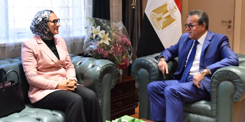 وزير الصحة يستقبل محافظ الوادي الجديد لمتابعة المشروعات الصحية الجارية