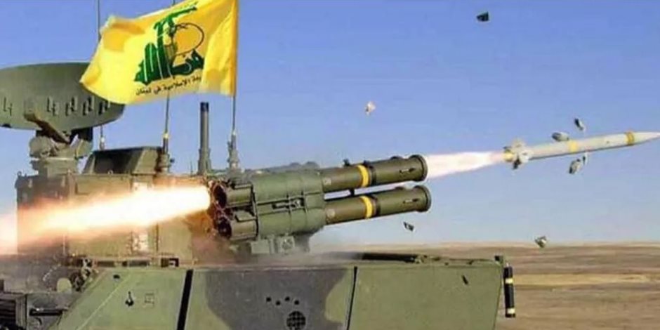 تصعيد عسكري جنوب لبنان.. غارات دامية على النميرية وحزب الله يقصف قواعد إسرائيلية بصواريخ دقيقة