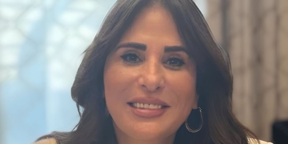 وزيرة الإسكان تتابع سير العمل بعددٍ من مشروعات المرافق والطرق بمدينة بدر