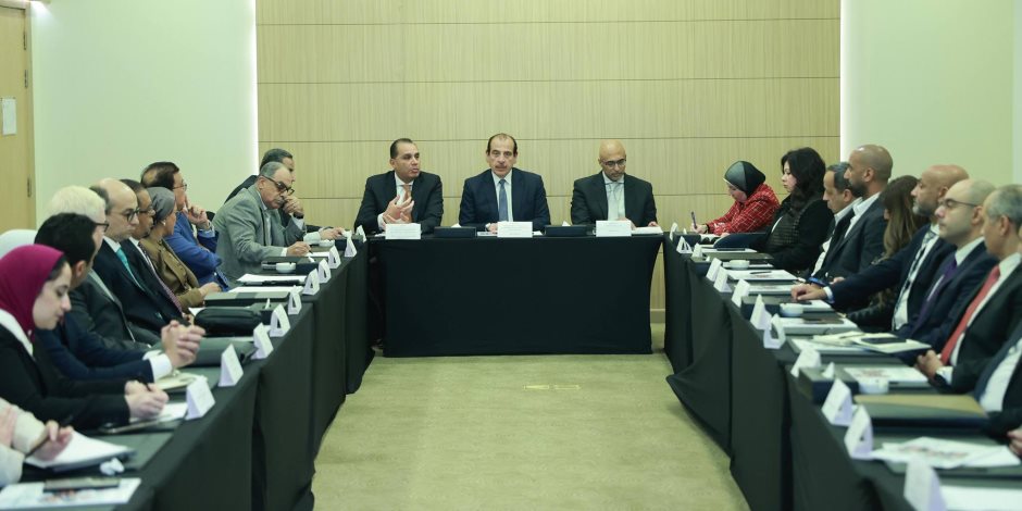 وزارة الصحة تعقد الاجتماع الأول للتحالف المصري لمصنعي اللقاحات لبحث توطين الصناعة وتحويل مصر لمركز إقليمي