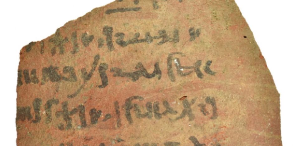 كشف أثري ضخم بموقع أتريبس بسوهاج: 13 ألف أوستراكا جديدة تعزز فهم تاريخ مصر الاجتماعي والاقتصادي