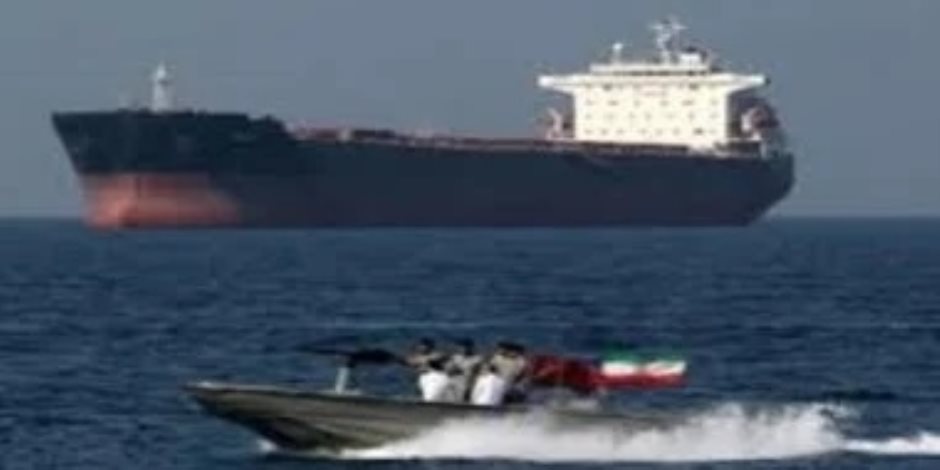 مسؤول عسكرى إيرانى يهدد: مضيق آخر قد يصبح فى وضع مماثل لمضيق هرمز