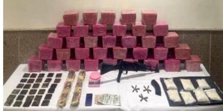 ضبط عناصر بؤر إجرامية لجلب المخدرات ومصرع عنصر جنائى شديد الخطورة عقب تبادل إطلاق النيران مع قوات الشرطة بقنا