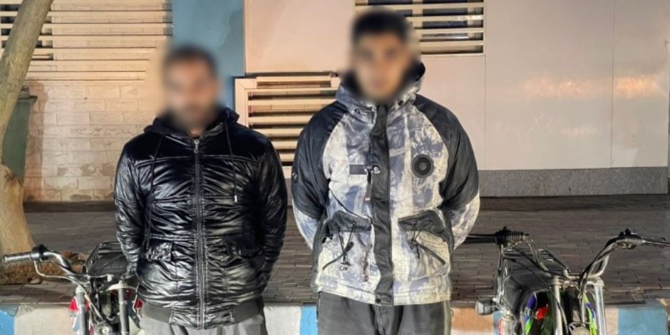 كشف ملابسات قيام قائدي دراجتين ناريتين بآداء حركات استعراضية بأحد الطرق بالإسكندرية