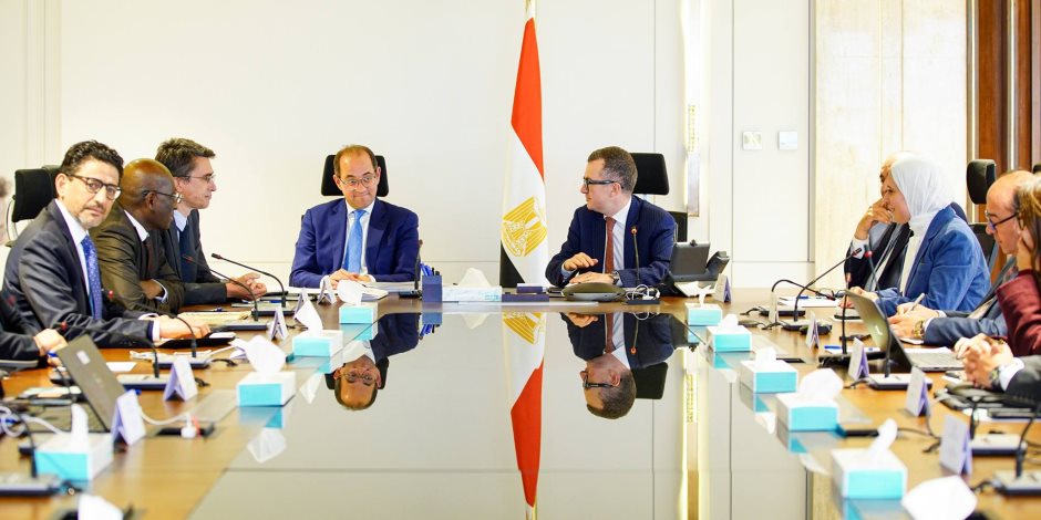 وزيرا «التخطيط» و«المالية» يبحثان مع البنك الدولي آليات مبتكرة لتمويل مشروعات البنية التحتية