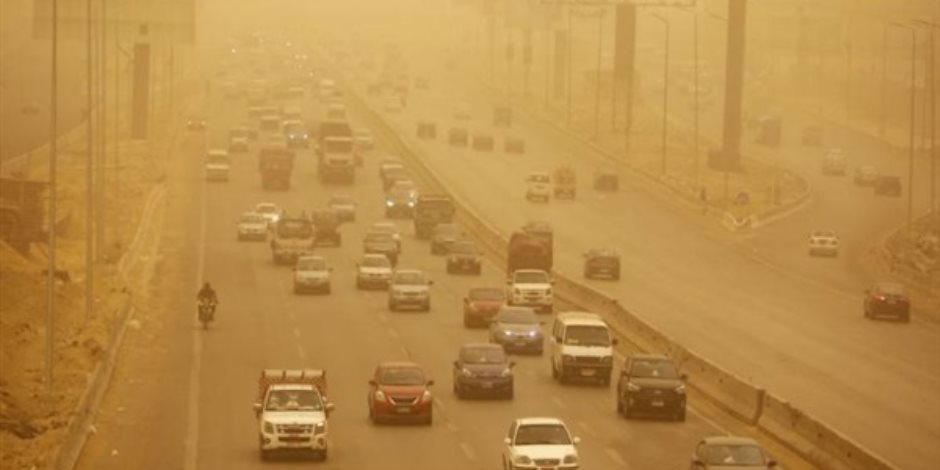 الأرصاد تحذر من نشاط رياح مثيرة للرمال والأتربة والرؤية تنخفض لأقل من 2000 متر