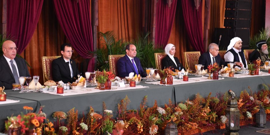 الرئيس السيسي: نستهلك بترولًا بـ20 مليار دولار سنويًا.. وفاتورة الكهرباء الحقيقية تعادل 4 أضعاف الحالية