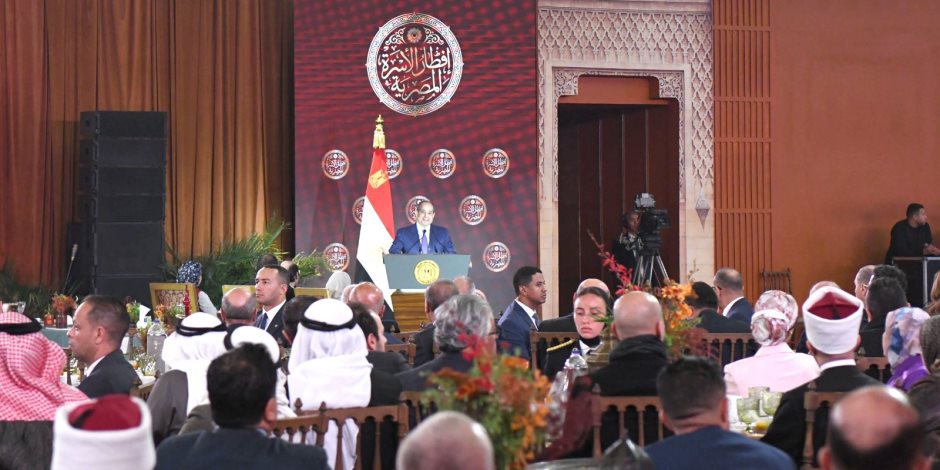 أحزاب: رسائل الرئيس بإفطار الأسرة المصرية ترسم خريطة طريق لمواجهة التحديات وتعكس نهج المصارحة مع المواطنين