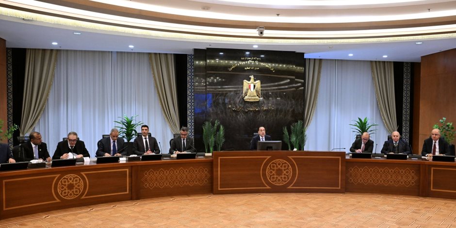 رئيس الوزراء: الدولة ملتزمة باستقرار الأسواق واستمرار الإنتاج رغم تداعيات التصعيد الإقليمي