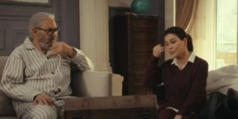 مسلسل اللون الأزرق الحلقة 11.. سخرية كمال أبو رية من طلاق أحمد بدير