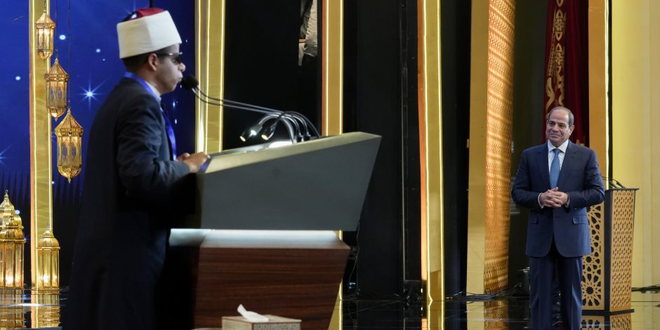 الرئيس السيسى: ليلة القدر دعوة ربانية لتجديد الأرواح والتمسك بحبل الله المتين - صور