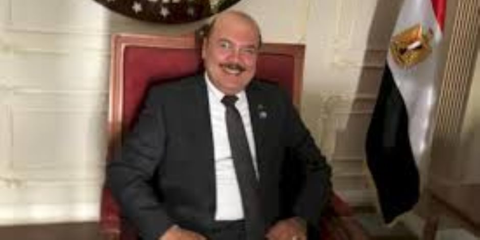 عضو الشيوخ: مصر بقيادة الرئيس السيسي تواصل دورها التاريخي في دعم الأشقاء العرب والحفاظ على أمن واستقرار المنطقة