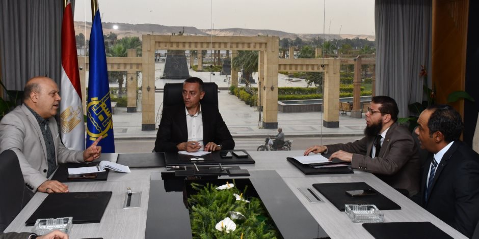 محافظ أسوان: تنفيذ حزمة إجراءات لضبط آلية توزيع أسطوانات البوتاجاز وزيادة المعروض منها