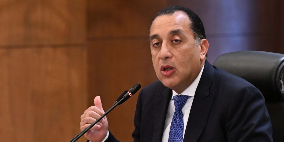 رئيس الوزراء يعلن قرارات مهمة.. ويؤكد: حريصون على إطلاع المواطن على كل ما نقوم به من إجراءات لمواجهة الأزمة الحالية