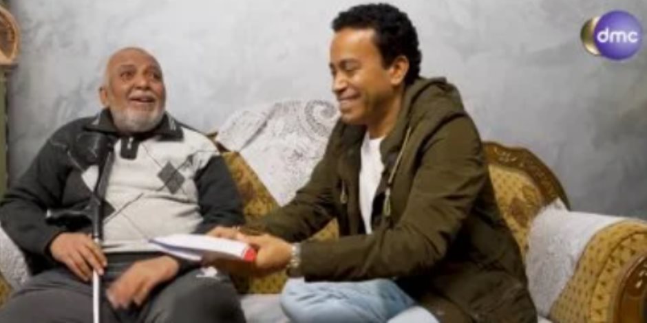 نموذج فى الرضا والوفاء.. «بركة رمضان» يحقق حلم عم أشرف وزوجته لزيارة بيت الله