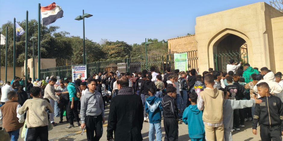 حديقة الأزهر تفتح أبوابها لاستقبال الزائرين فى أول أيام عيد الفطر   