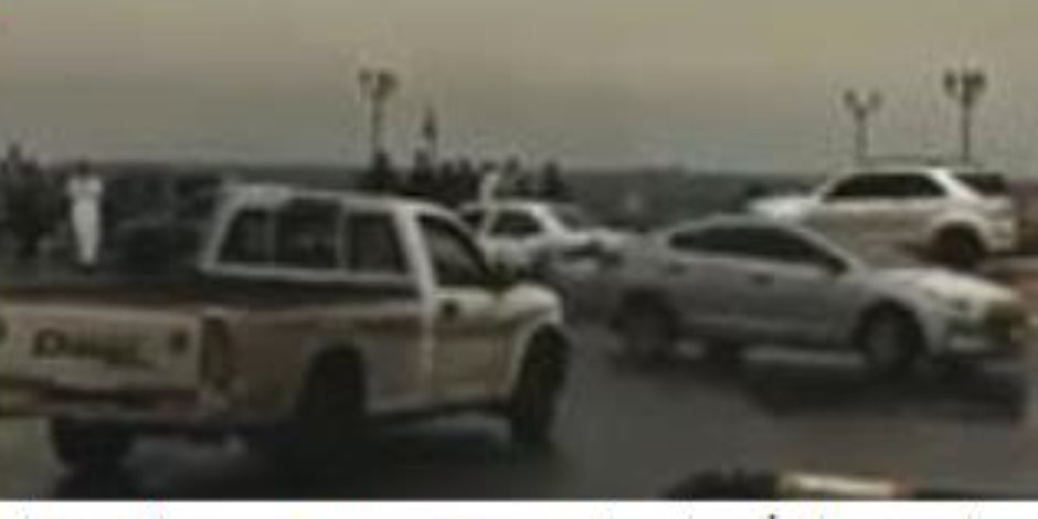 ضبط 3 طلاب بجنوب سيناء قاموا بحركات إستعراضية بسياراتهمم معرضين حياتهم والمواطنين للخطر