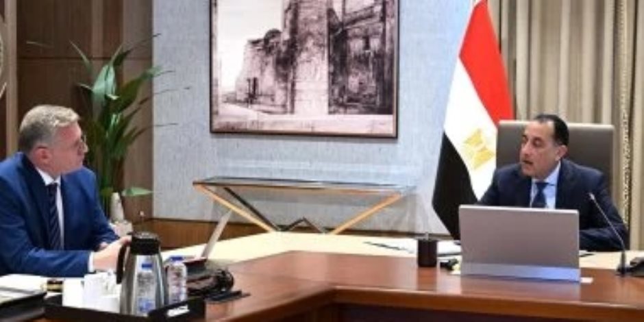 وزير البترول: شركة "إيني" الإيطالية تعتزم ضخ استثمارات بـ 8 مليارات دولار