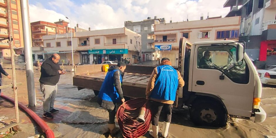 الأمطار تضرب أنحاء شمال سيناء.. والمحافظة ترفع درجة الاستعداد لمواجهة الأحوال الجوية (صور)