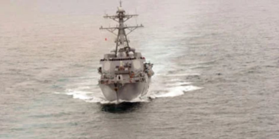 واشنطن بوست: اقتراب 3 سفن حربية أمريكية تقل نحو 4500 جندي من الشرق الأوسط