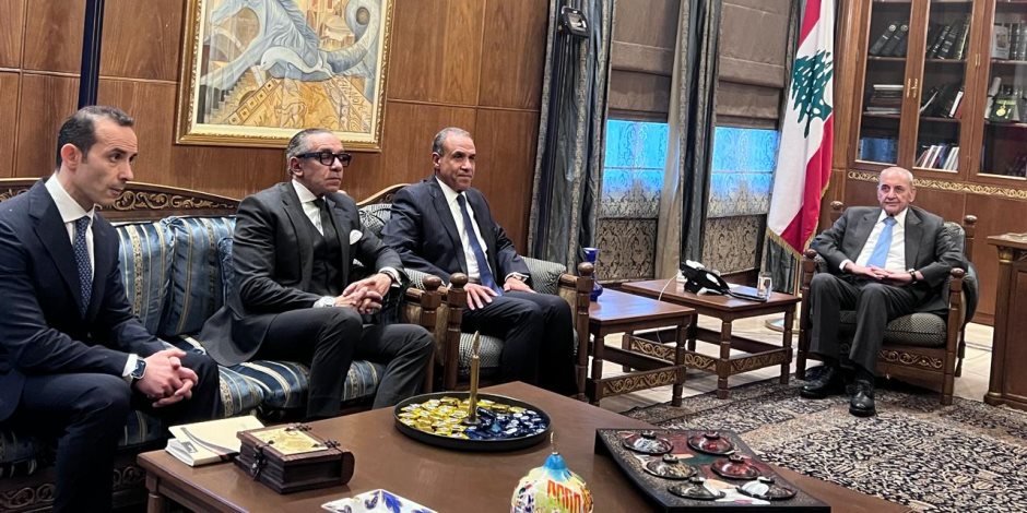 وزير الخارجية يلتقى رئيس مجلس النواب اللبناني ببيروت ويؤكد تضامن مصر مع لبنان الشقيق