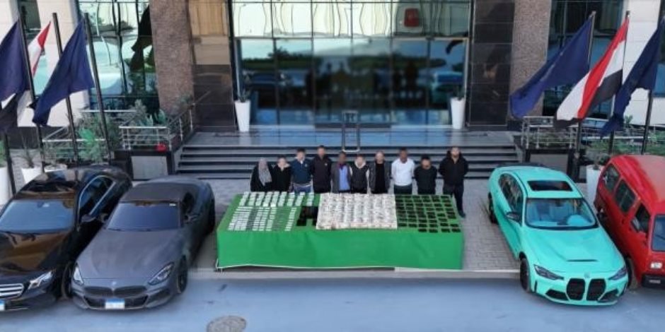 مصرع عنصرين جنائيين شديدي الخطورة عقب تبادل إطلاق النيران مع قوات الشرطة بقنا