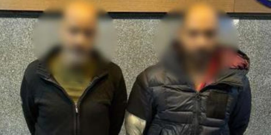 ضبط شخصين لقيامهما بالتعدd على آخر بالضرب وإضرام النيران به لخلافات مالية بينهم بالقاهرة