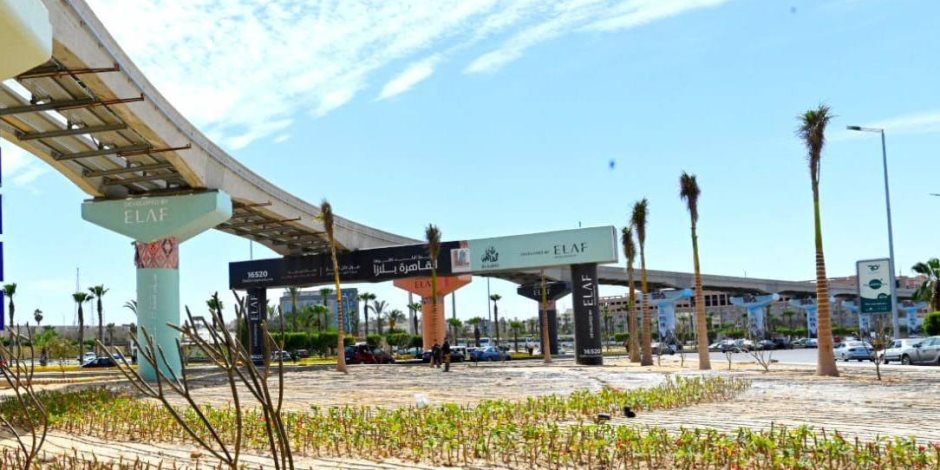 وزيرة الإسكان تشدد على ضرورة الالتزام بالجداول الزمنية المحددة لتطوير ورفع كفاءة المحور المركزي الموازي