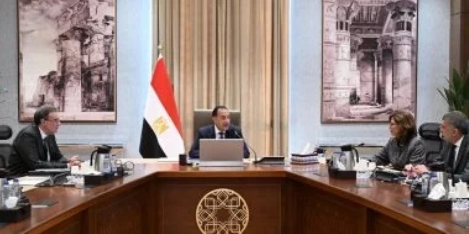 رئيس الوزراء: توجيهات رئاسية باختيار المناصب وفق معايير مُحوكمة تفرز الكفاءات
