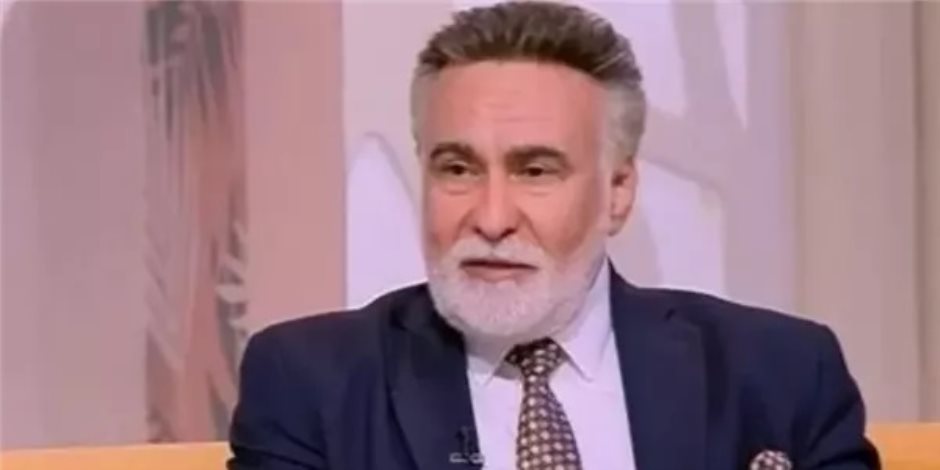 حسابات وهمية ولجان الإلكترونية.. طارق الدسوقي يكشف مفأجاة عن أرقام مشاهدات السوشيال ميديا 