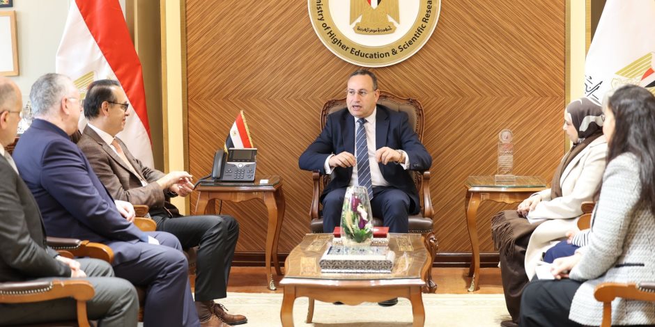 وزير التعليم العالي يبحث مع جامعة بون الألمانية آفاق التعاون الأكاديمي وبرامج التميز البحثي