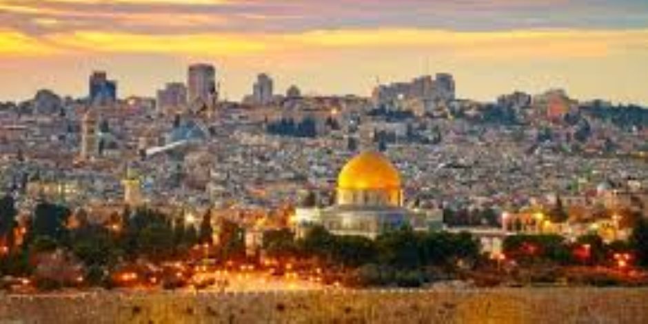 الأمم المتحدة تحذر من "خنق" العمليات الإنسانية في فلسطين.. والأقصى يكمل شهره الأول تحت الحصار