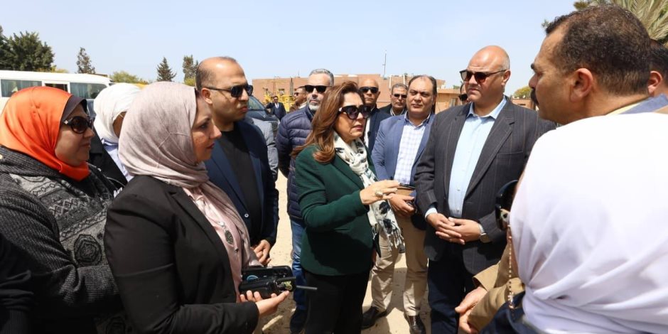 وزيرة التنمية المحلية والبيئة ومحافظ الإسكندرية يتفقدان مركز الناصرية لمعالجة والتخلص من المخلفات الخطرة